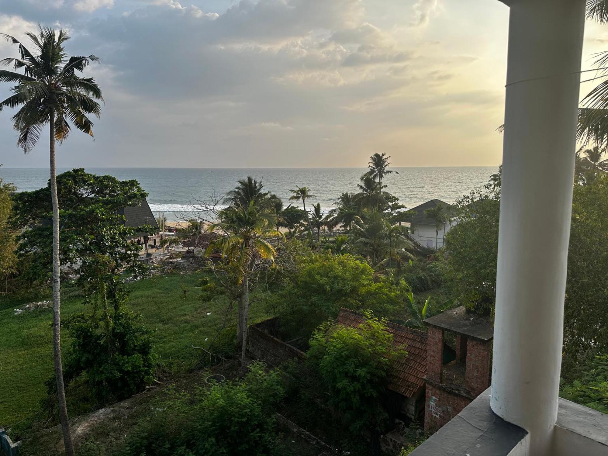 The First Place Yogaresort, Odayam Varkala Extérieur photo